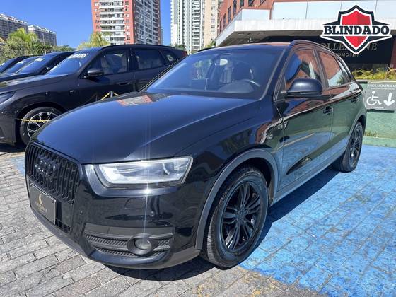 AUDI Q3 2.0 TFSI AMBIENTE QUATTRO 4P GASOLINA S TRONIC AUDI Q3 2.0 TFSI AMBIENTE QUATTRO 4P GASOLINA S TRONIC